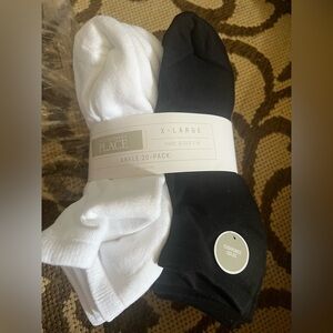 New! Unisex socks. 20pack